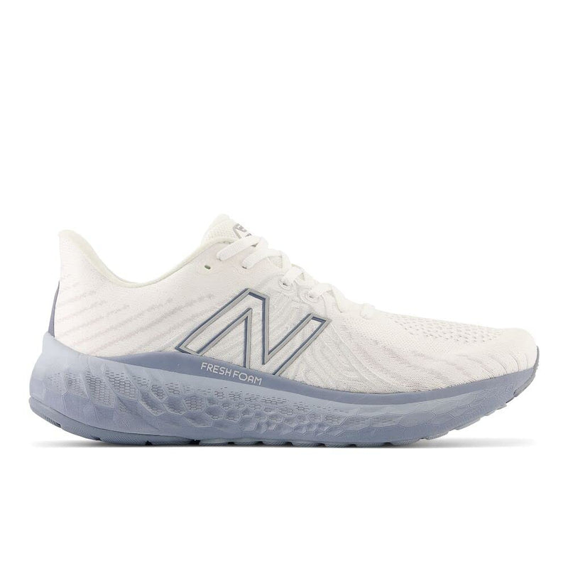 New Balance Men's Fresh Foam X Vongo V5 Running Shoe, White/Quartz Grey/Arctic Grey, 13